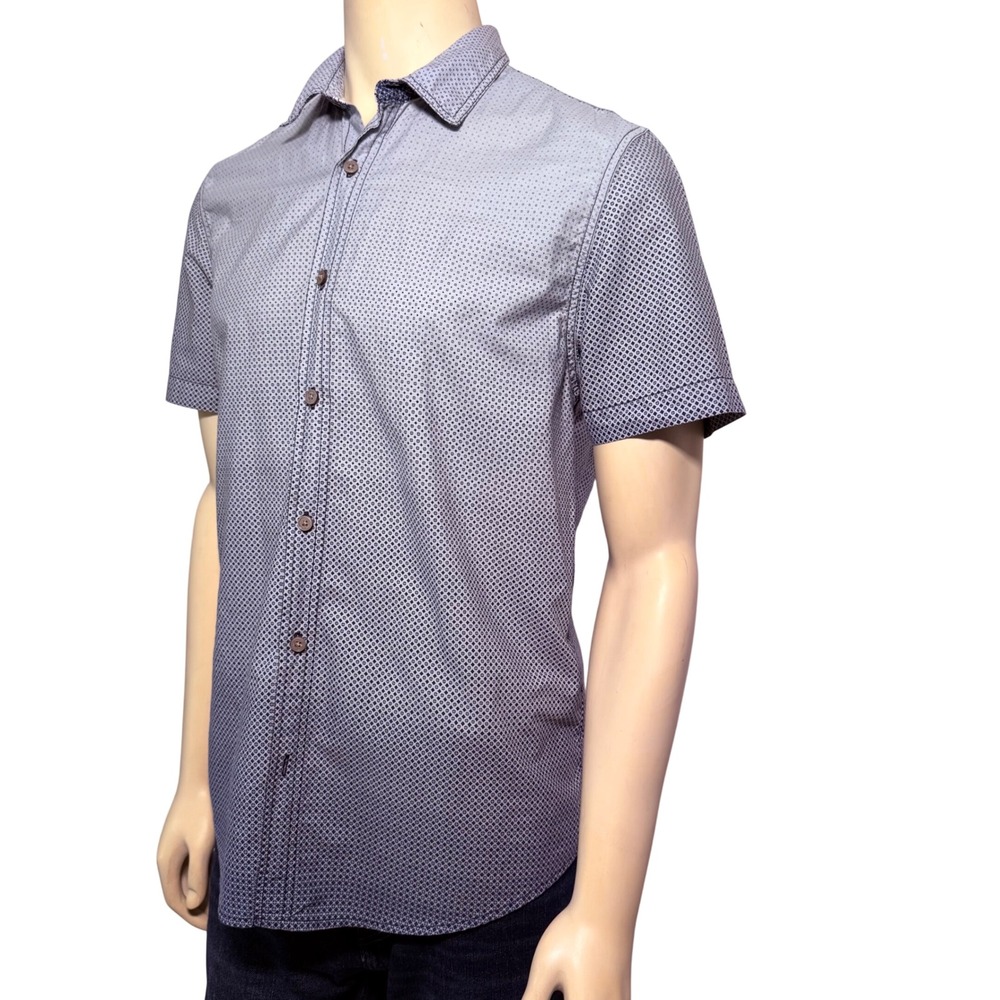 Guess Mens Short Sleeve Button Down Shirt Blue Geometric Ombre SM42H31W4VC L - Picture 3 of 8